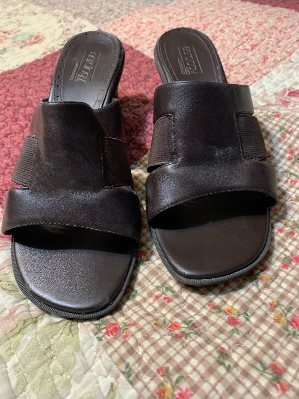 Women’s 10W Aerology Brown Leather Sandals